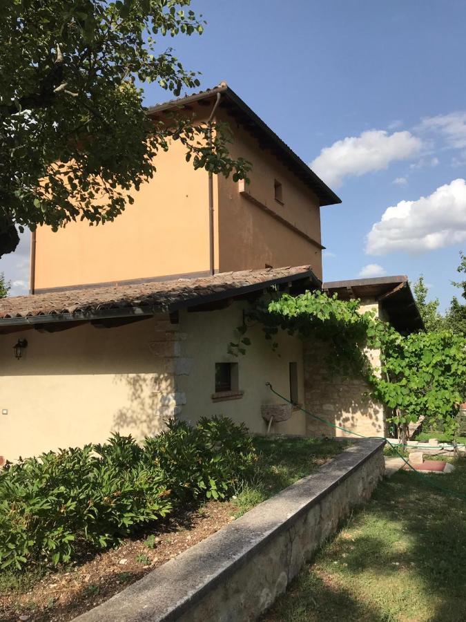 Bed and Breakfast La Colombaia Cascia Exterior foto